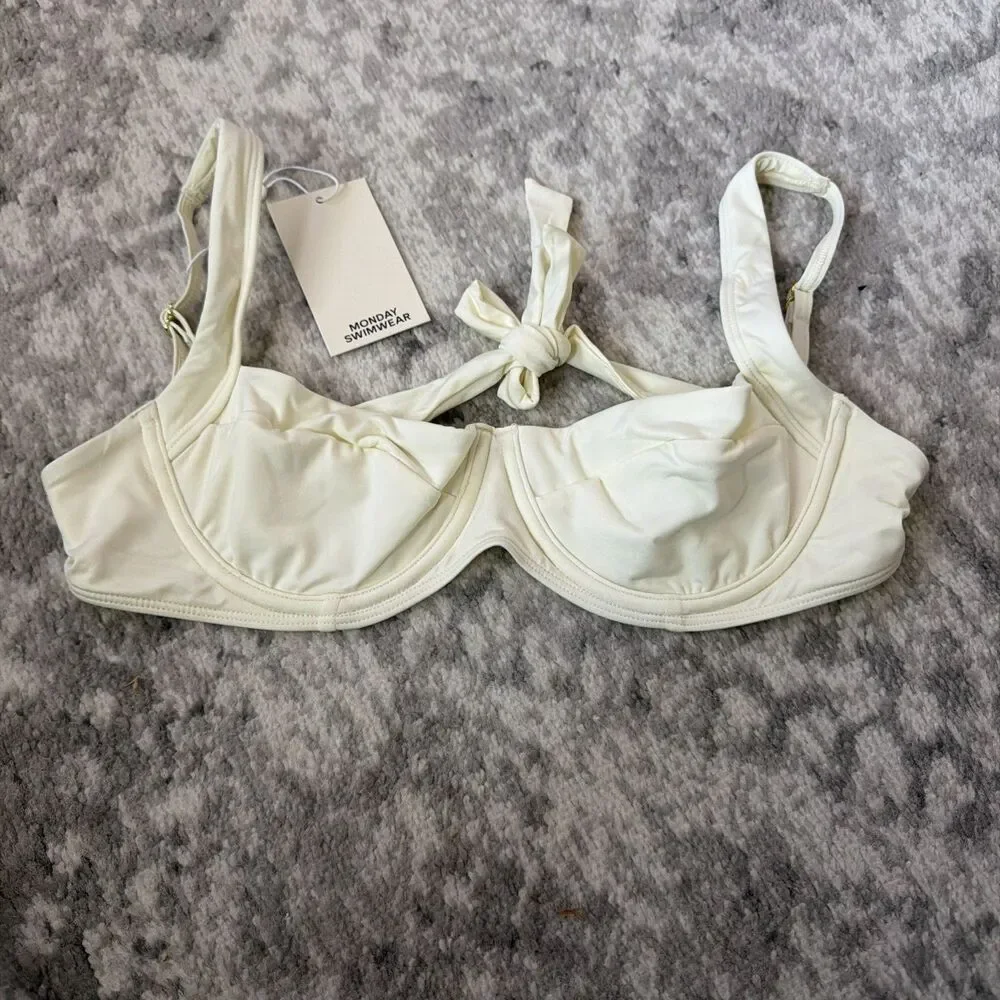 Monday Swimwear Sorrento Top Ivory M
